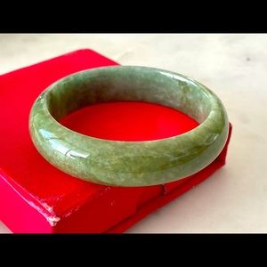 Jade stone bracelet from Myanmar